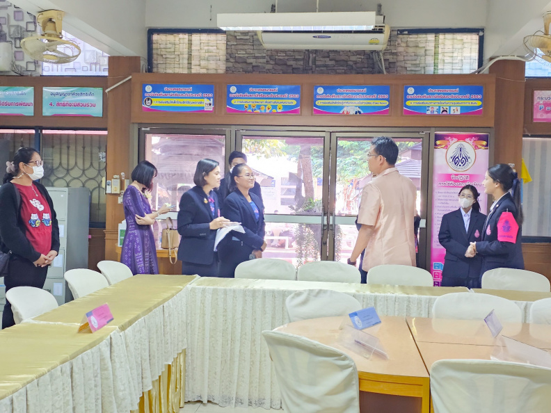 LINE_ALBUM_2566-12-21 ประเมินนักเรียนพระราชทาน_๒๓๑๒๒๒_6.jpg