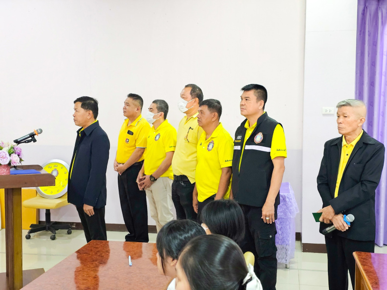 LINE_ALBUM_2566-12-13 โครงการสร้างจิตสำนึกรุ่นที่ 6_๒๓๑๒๑๓_15.jpg