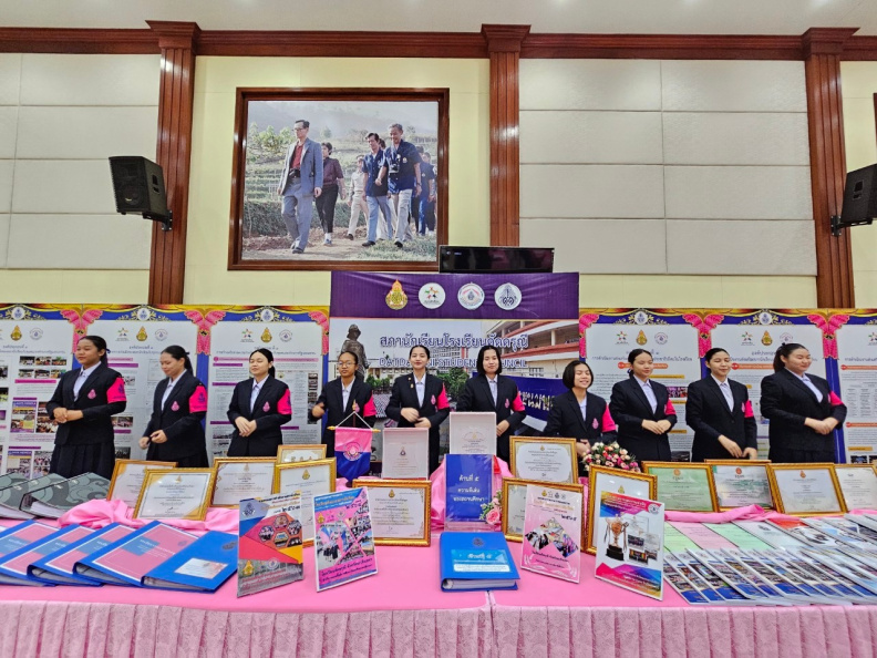 LINE_ALBUM_เตรียมพรท.เขต_230927_319.jpg