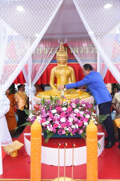 LINE_ALBUM_261166 แห่หลวงพ่อโสธรทางน้ำ_231127_29.jpg