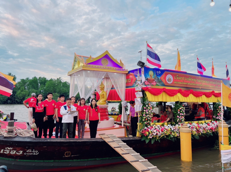 LINE_ALBUM_261166 แห่หลวงพ่อโสธรทางน้ำ_231127_11.jpg