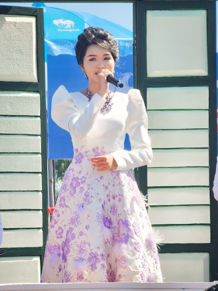 LINE_ALBUM_241166 ขบวนแห่องค์ หลวงพ่อโสธร_231127_590.jpg