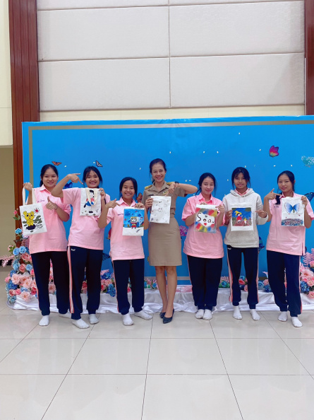 LINE_ALBUM_201166 กิจกรรมแนะแนวอาชีพให้กับนักเรียน ม ม.3_231127_65.jpg