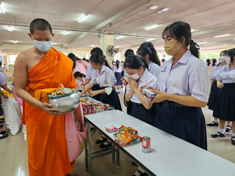 LINE_ALBUM_09-11-2566 ดัดดรุณีวิถีพุทธ_231109_10.jpg