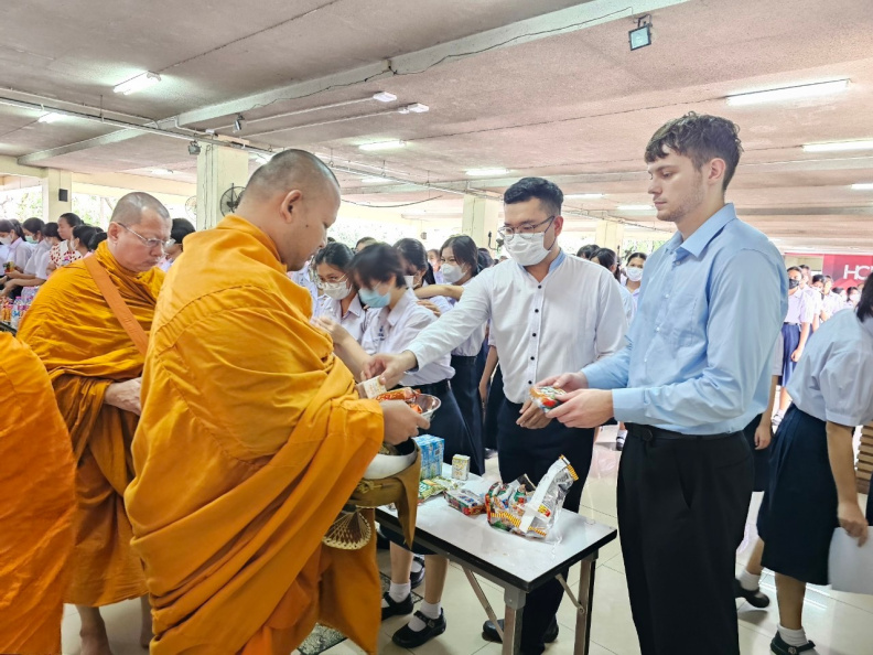 LINE_ALBUM_09-11-2566 ดัดดรุณีวิถีพุทธ_231109_16.jpg