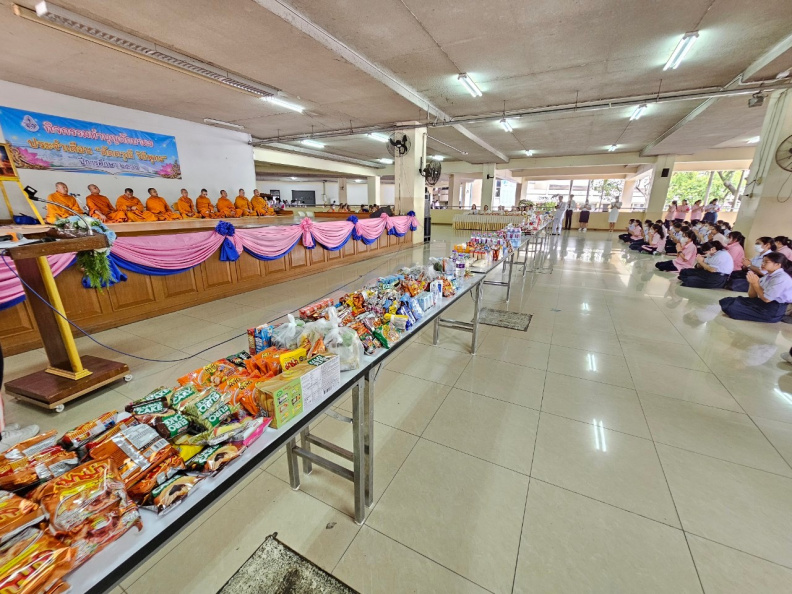 LINE_ALBUM_09-11-2566 ดัดดรุณีวิถีพุทธ_231109_70.jpg