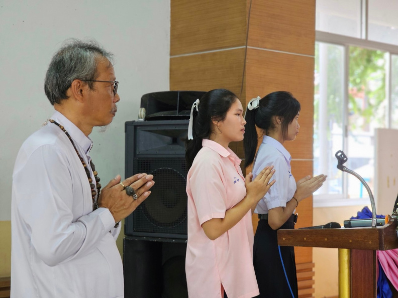 LINE_ALBUM_09-11-2566 ดัดดรุณีวิถีพุทธ_231109_75.jpg