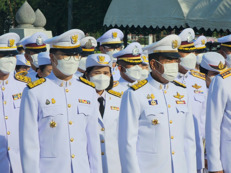 LINE_ALBUM_23-10-2566 น้อมรำลึกวันคล้ายวันสวรรคตรัชกาล_๒๓๑๐๒๖_3.jpg