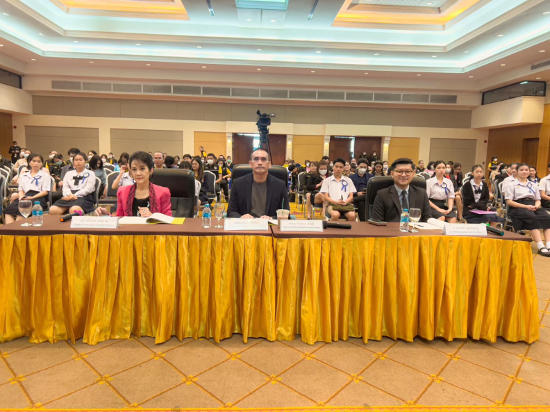LINE_ALBUM_1172566 การประกวดสุนทรพจน์เยาวชนรักสถายัน_231013_160.jpg