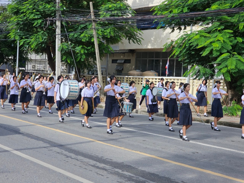 LINE_ALBUM_22-09-2566 ผ้าป่าโรงเรียน_231009_263.jpg