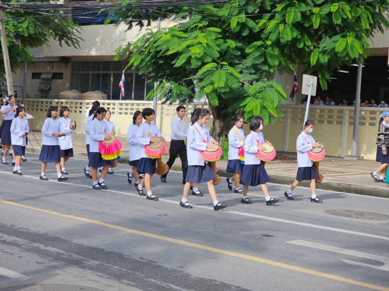 LINE_ALBUM_22-09-2566 ผ้าป่าโรงเรียน_231009_265.jpg