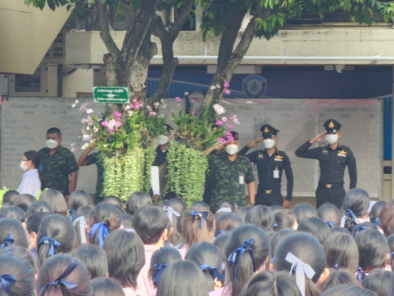 LINE_ALBUM_20-09-2566 กิจกรรมวันพระราชทานธงชาติไทย_231109_13.jpg