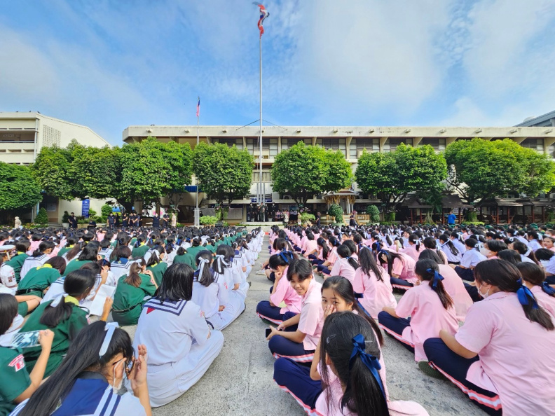 LINE_ALBUM_20-09-2566 กิจกรรมวันพระราชทานธงชาติไทย_231109_27.jpg