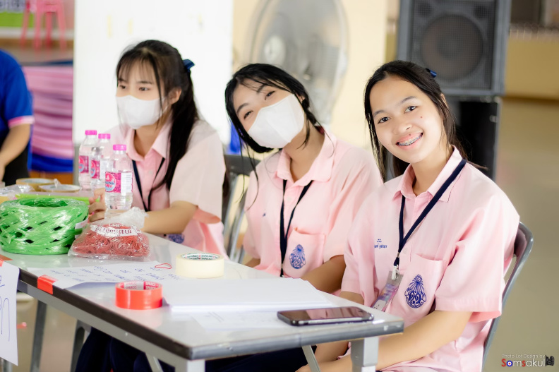 LINE_ALBUM_16-09-2566 สานศาสตร์คณิตศิลป์ ม.2_๒๔๐๓๑๔_354.jpg