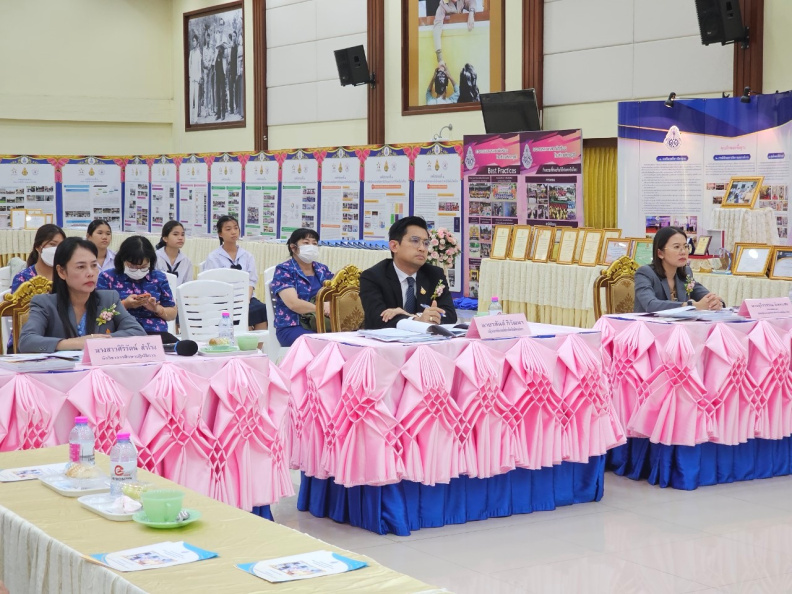 LINE_ALBUM_1592023ประเมินนร.พระราชทาน_๒๔๐๓๑๔_145.jpg