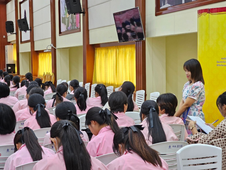 LINE_ALBUM_5966 ติว TGAT 2 และ TGAT 3_๒๔๐๑๒๙_48.jpg