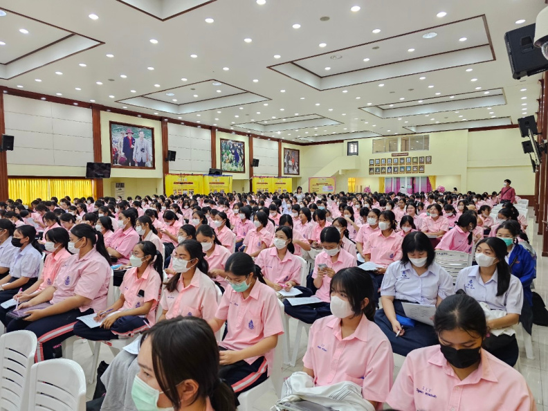 LINE_ALBUM_5966 ติว TGAT 2 และ TGAT 3_๒๔๐๑๒๙_51.jpg