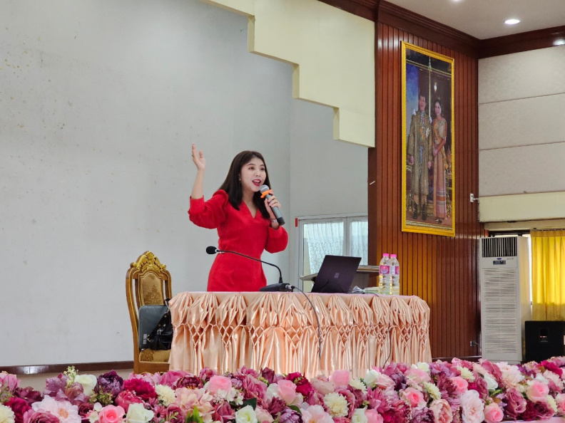 LINE_ALBUM_5966 ติว TGAT 2 และ TGAT 3_๒๔๐๑๒๙_54.jpg