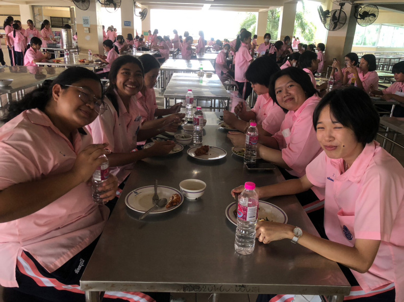 LINE_ALBUM_02-09-2566 ค่ายวิชาการ ม.1_230904_208.jpg