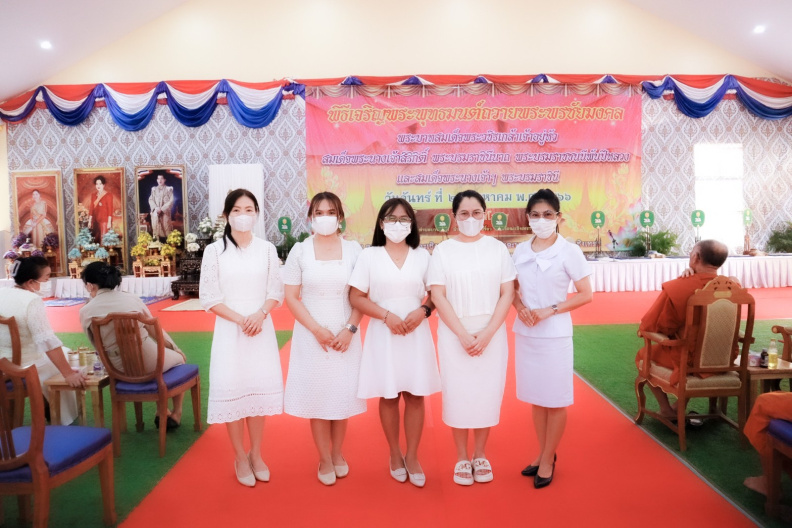 LINE_ALBUM_28866 พิธีเจริญพระพุทธมนต์ถวายพระพรชัยมง_230904_15.jpg
