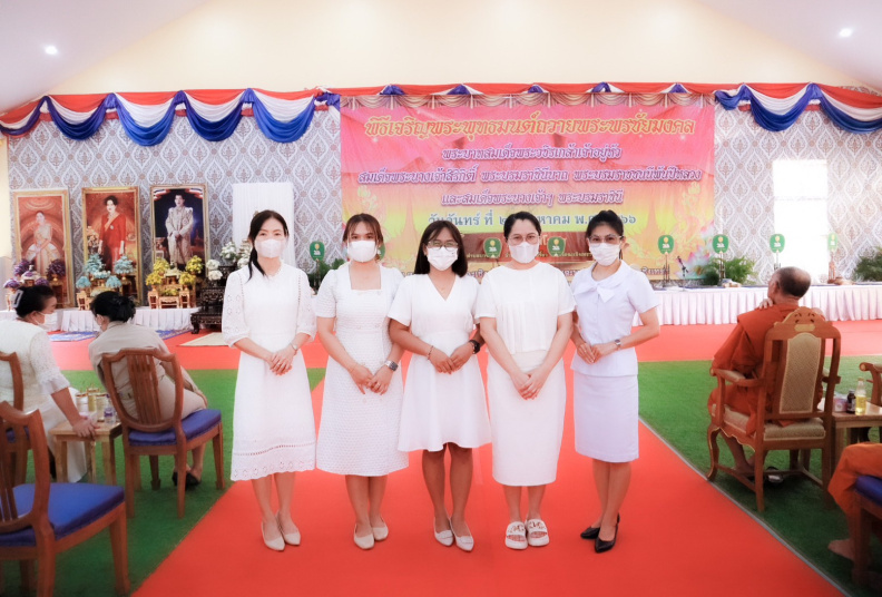 LINE_ALBUM_28866 พิธีเจริญพระพุทธมนต์ถวายพระพรชัยมง_230904_17.jpg