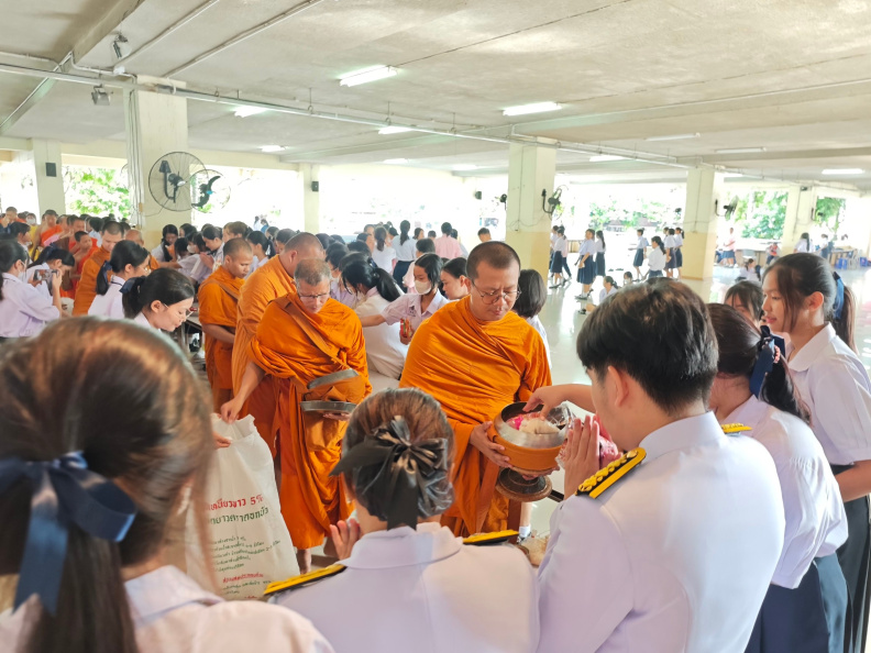 LINE_ALBUM_2567-08-08 ดัดดรุณีวิถีพุทธ_240808_62.jpg