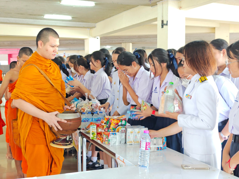 LINE_ALBUM_2567-08-08 ดัดดรุณีวิถีพุทธ_240808_74.jpg
