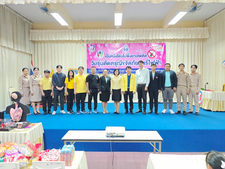LINE_ALBUM_2567-09-10 วัยรุ่นดัดดรุณีขจัดภัยบุหรี่ไฟฟ้_240912_4.jpg