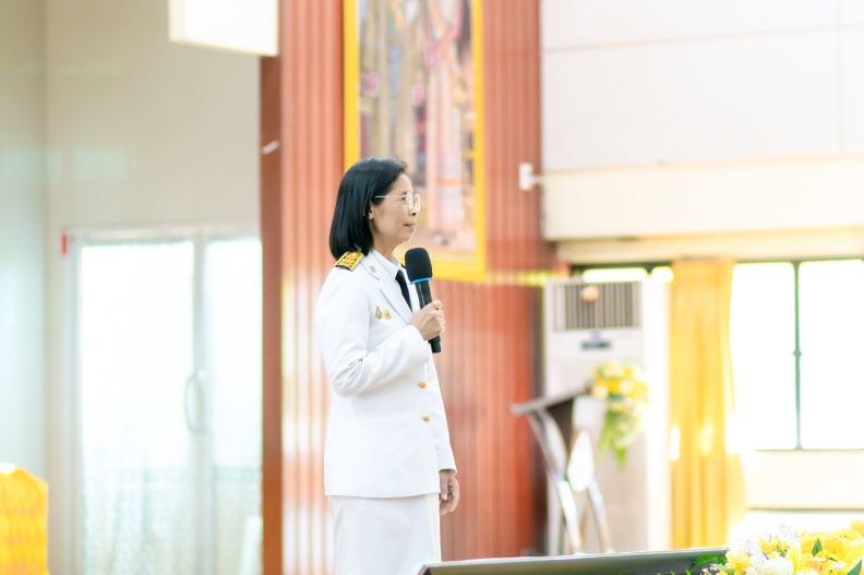 LINE_ALBUM_2567-12-04 พิธีวันคล้ายวันพระราชสมภพฯ_241204_135.jpg